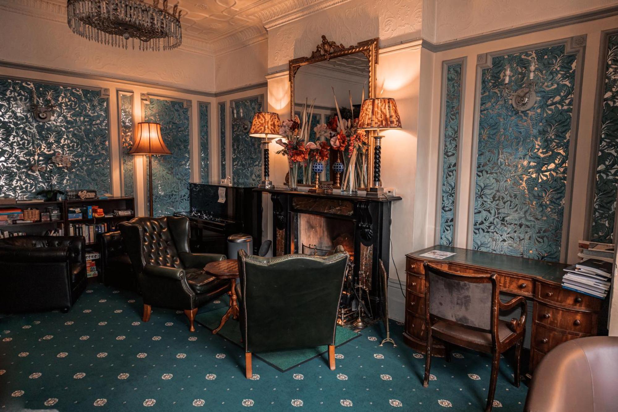 London Visitors Hotel מראה חיצוני תמונה